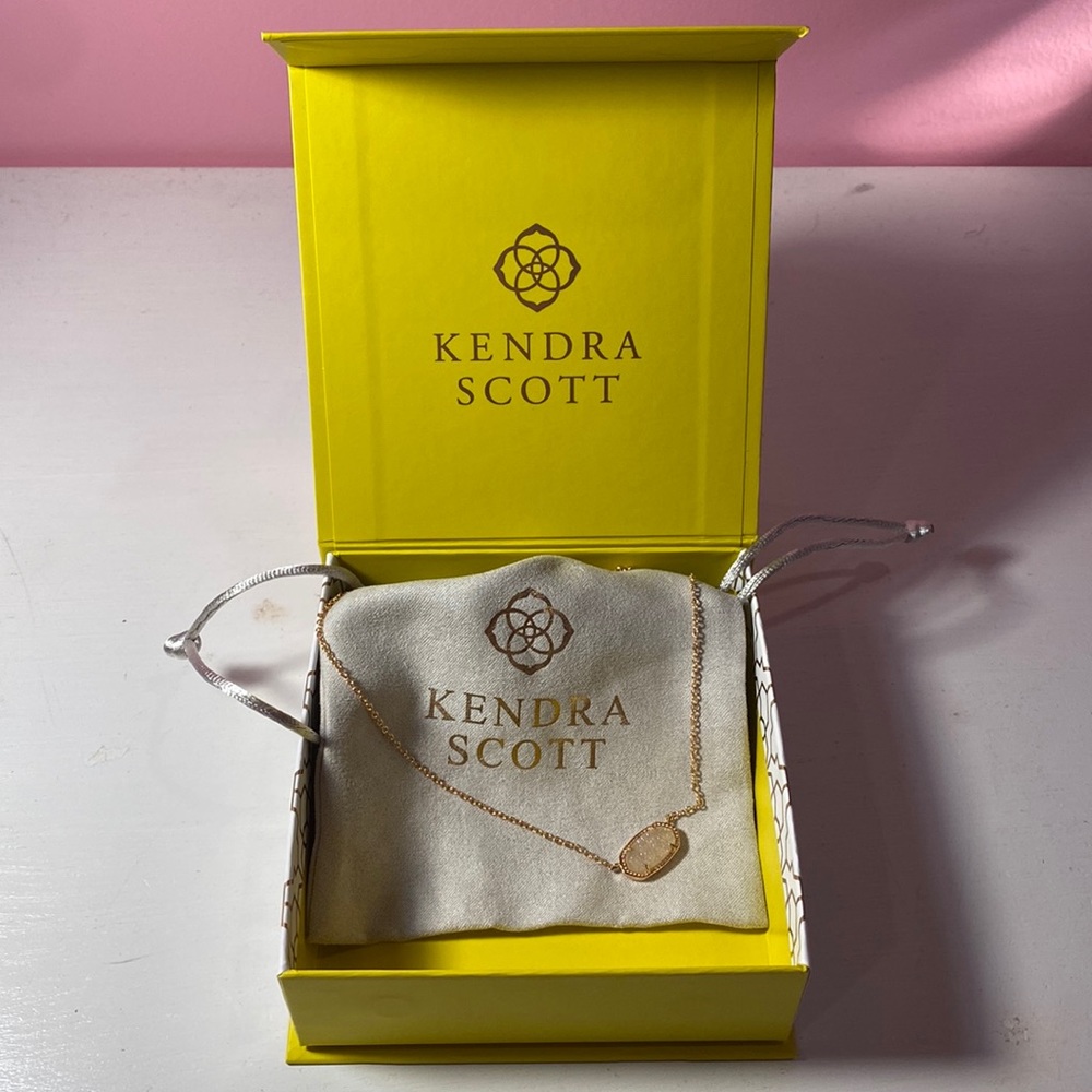 Kendra Scott Elisa Rose Gold Pendant Necklace in Iridescent Drusy